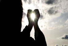 亚新体育：马刺：文班亚马确诊右肩深静脉血栓 预计赛季报销.